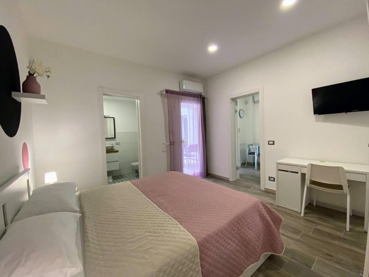 Casa Med Appartement Marina di Ragusa Buitenkant foto