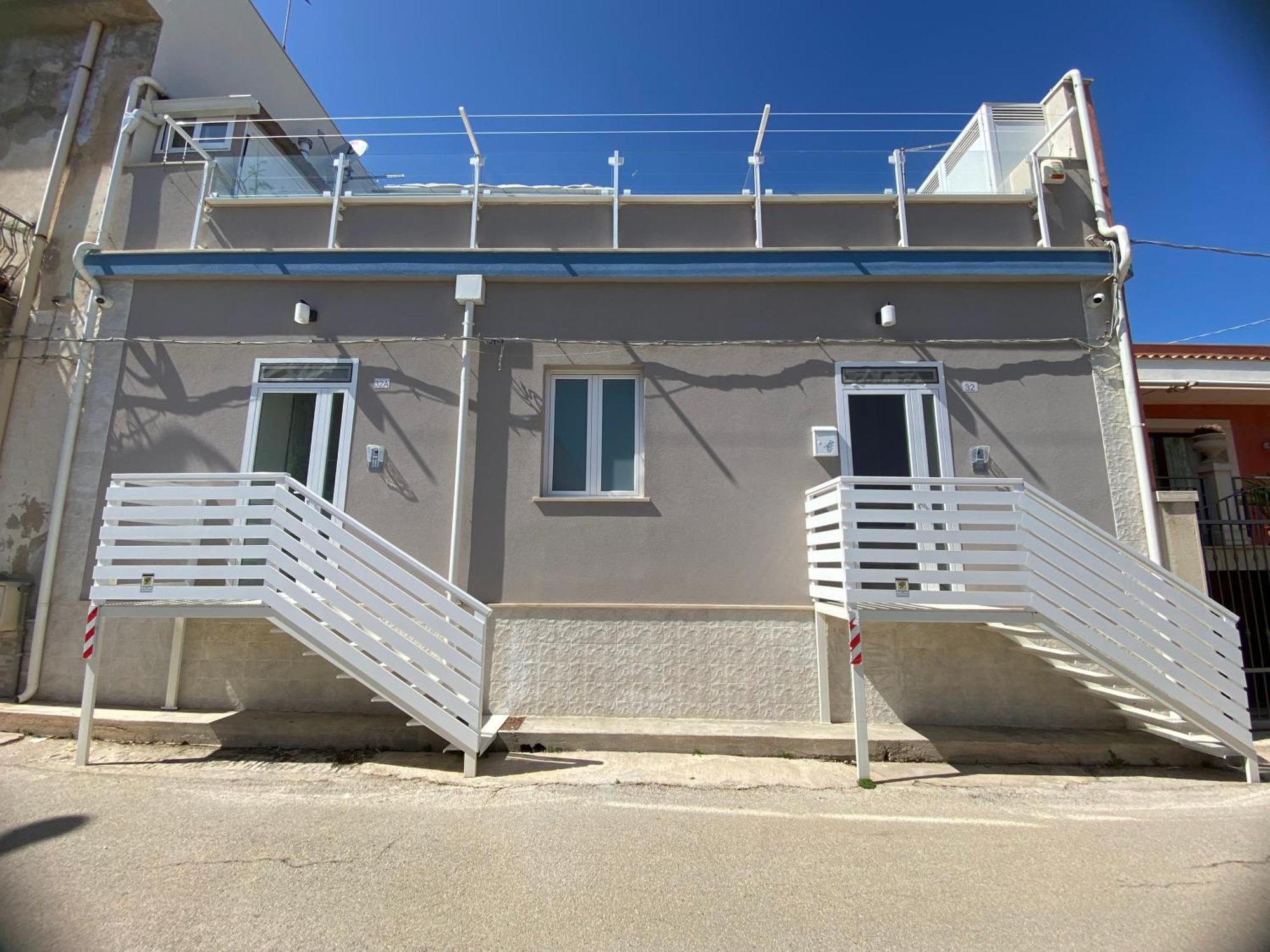 Casa Med Appartement Marina di Ragusa Buitenkant foto